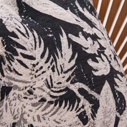Coussin décoratif à motif de feuilles tropicales - image 7