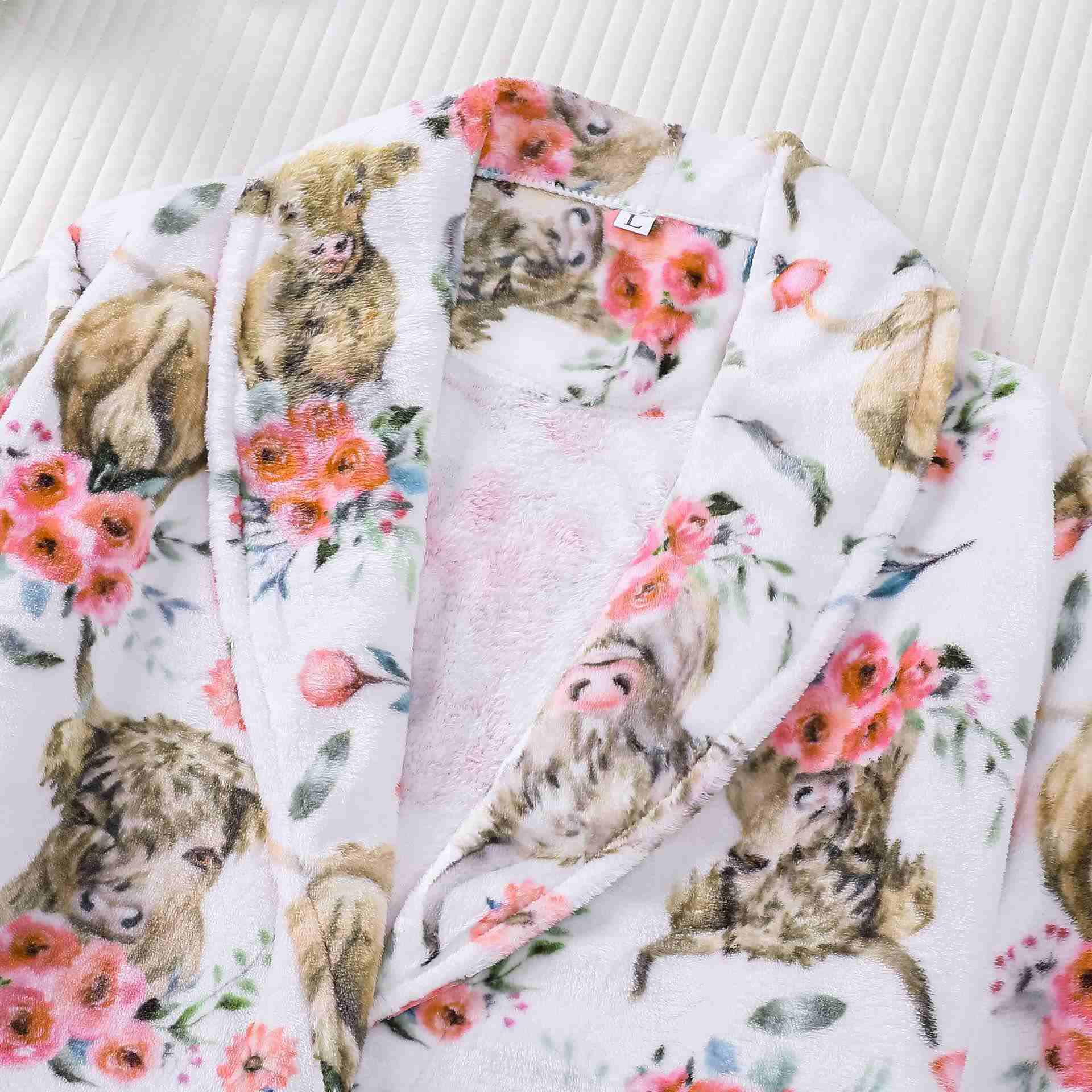 Peignoir en peluche à motifs animaux et floraux - image 2