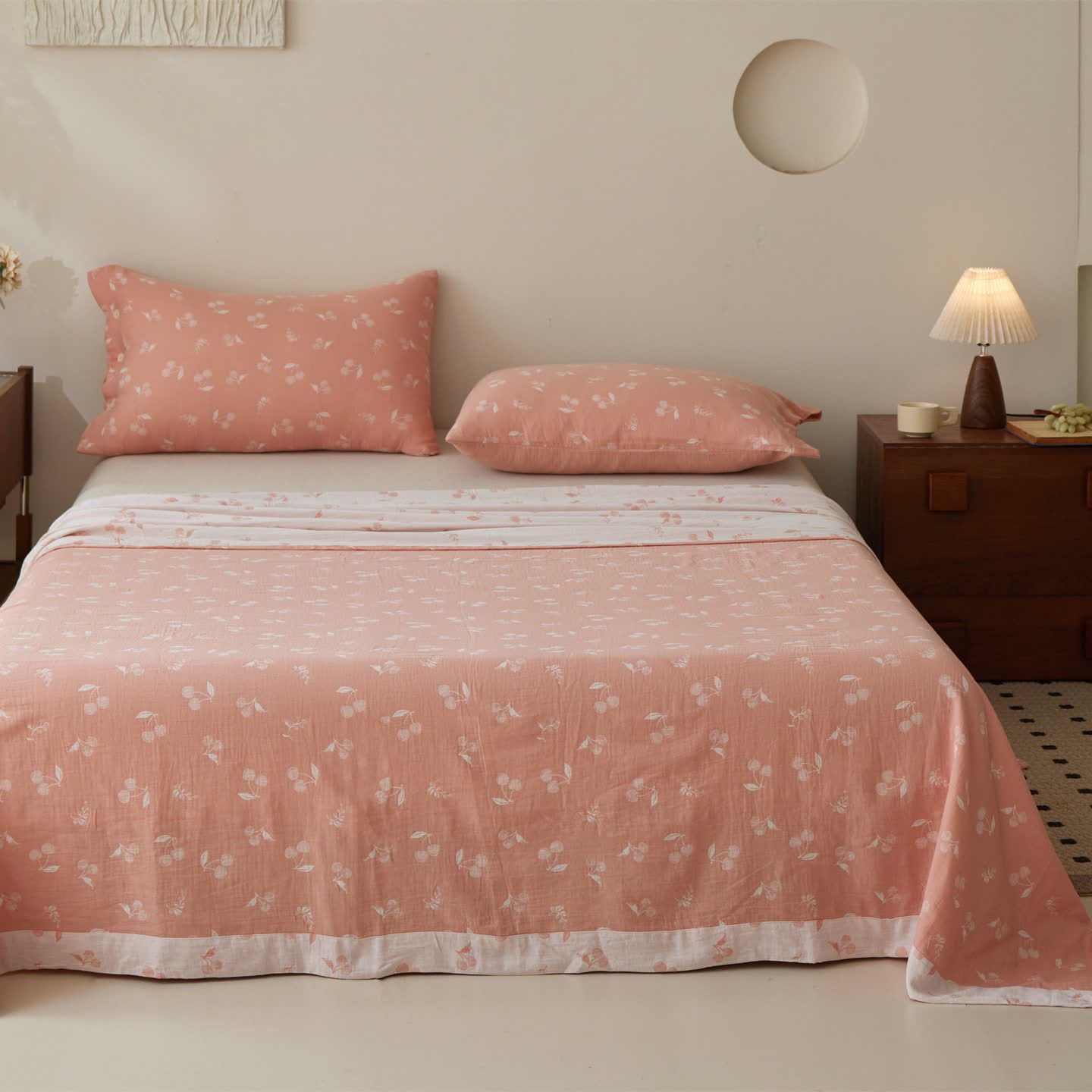 Couvre-lit en gaze de coton style jacquard cerise - image 1