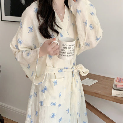 Peignoir kimono bleu à motif nœud - image 3