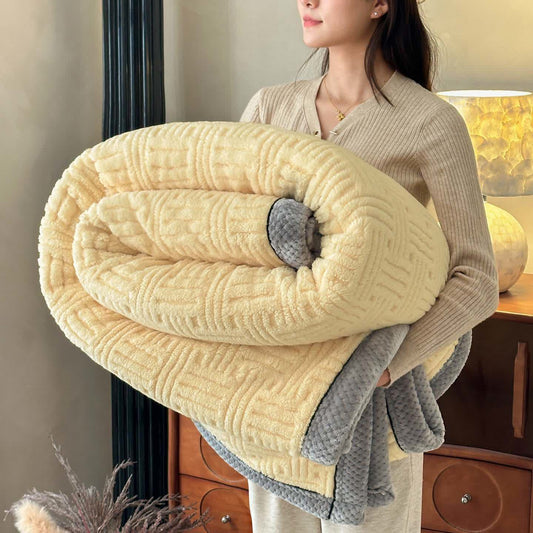 Couverture en peluche avec gaufrage géométrique et bordure contrastée - Jaune - 200 cm x 230 cm - image 0