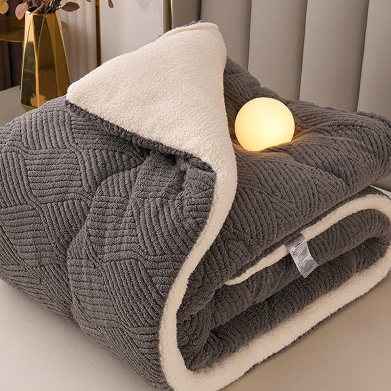Couverture en peluche Sherpa à rayures jacquard ondulées - image 8