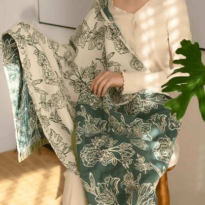 Serviette de bain en gaze de coton à motif jacquard et motif pivoine - image 4