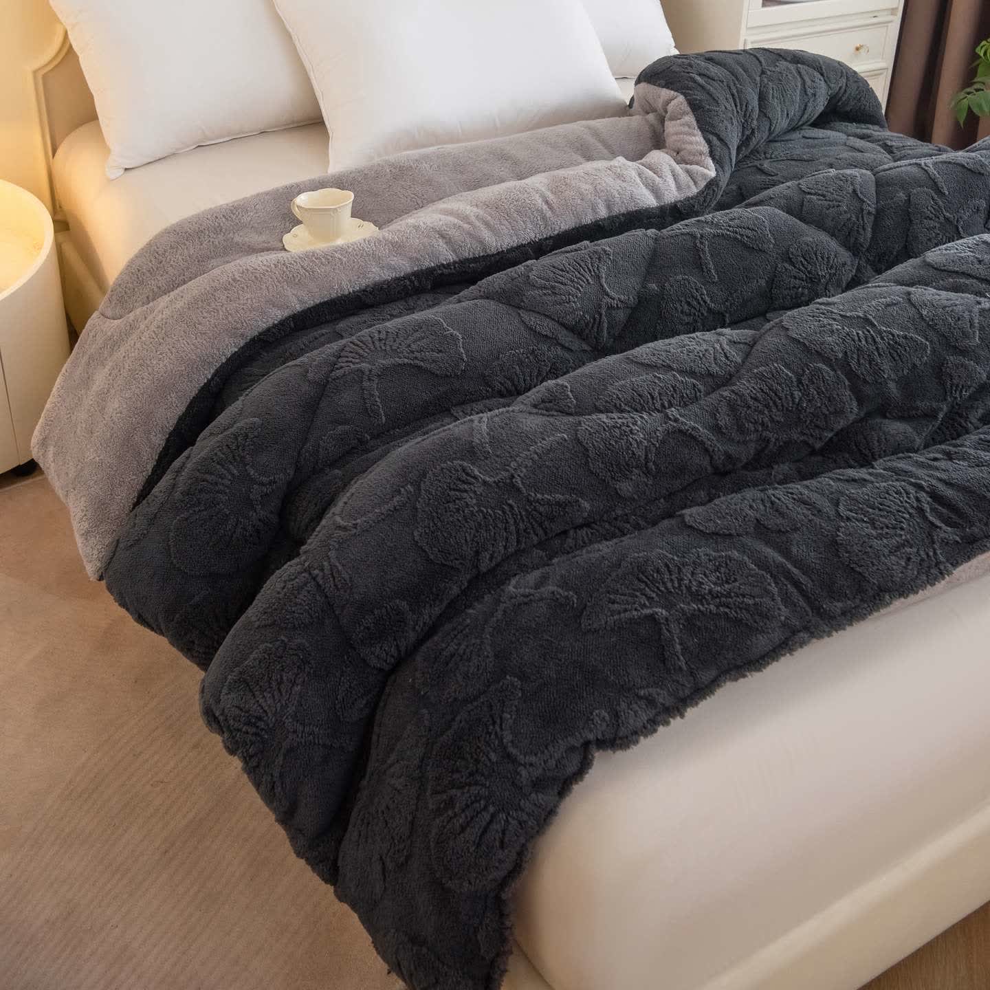 Couverture réversible Jacquard Sherpa avec feuilles de ginkgo - image 3