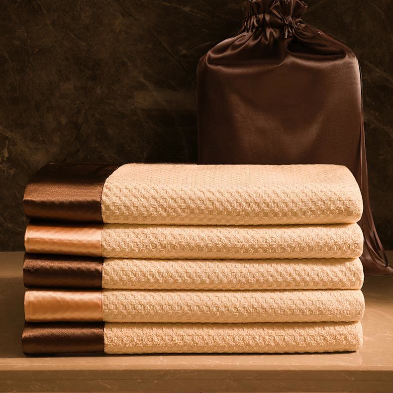 Ensemble de serviettes de bain en satin gaufré (lot de 2) - image 0
