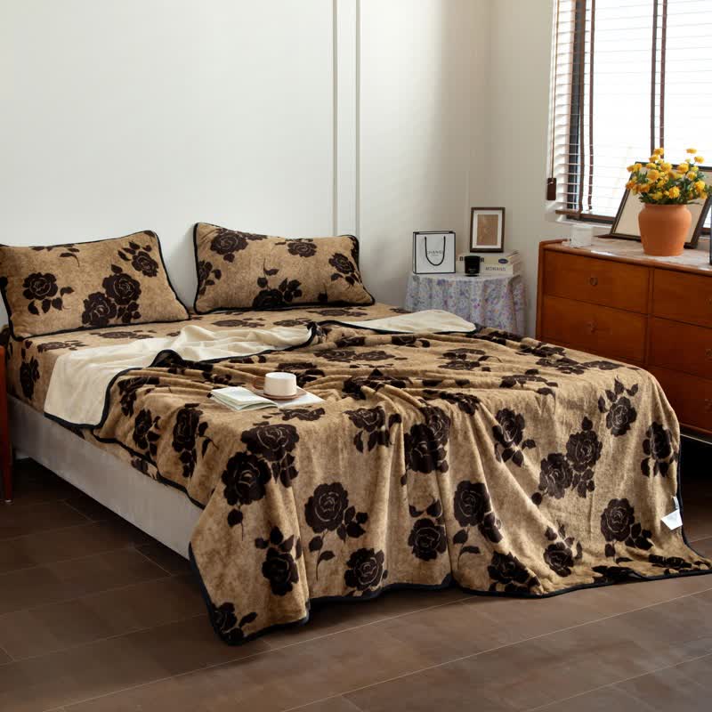 Drap-housse en peluche à motif rose - image 4