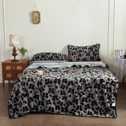 Drap-housse en peluche Art Butterfly - Gris - 2 taies d'oreiller - 48 cm x 74 cm - image 0