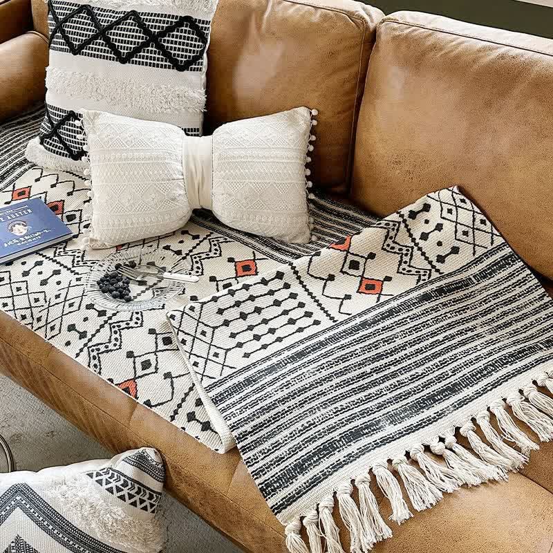 Tapis fonctionnel géométrique nordique en coton et lin - image 1