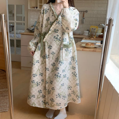 Chemise de nuit élégante à motif floral, volants et poche - XXL - image 1