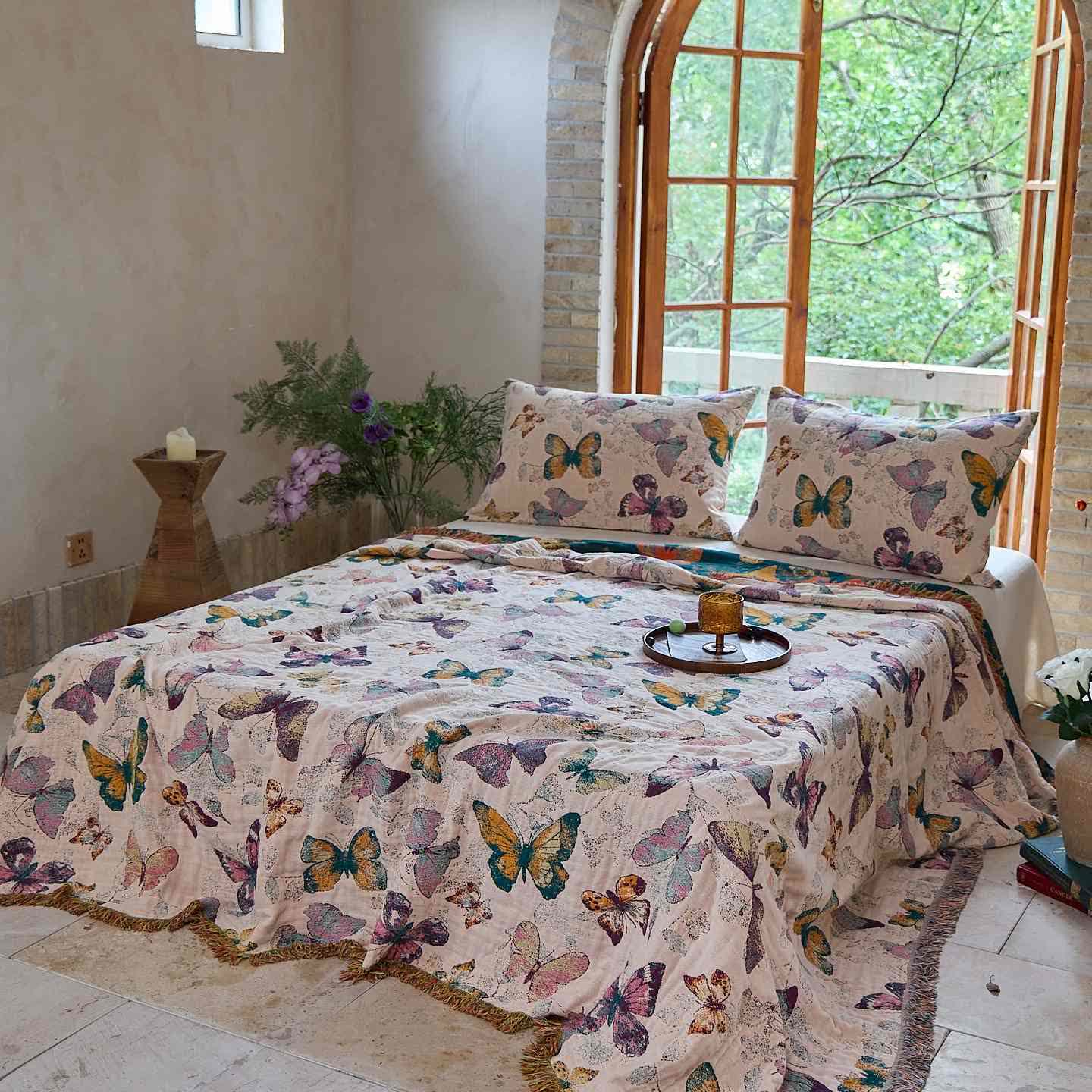 Couverture matelassée élégante en coton avec pompons papillon - image 11