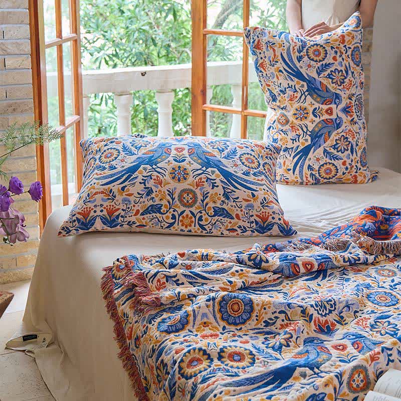 courtepointe vintage en gaze de coton à motifs d'oiseaux et de pompons - image 8