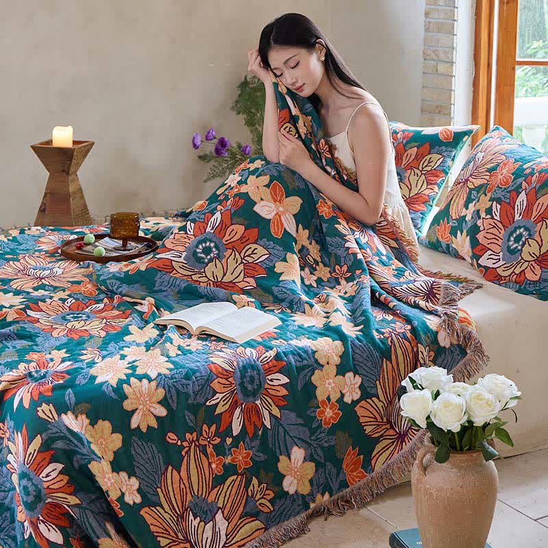Couette en coton à pompons et motif floral - image 4