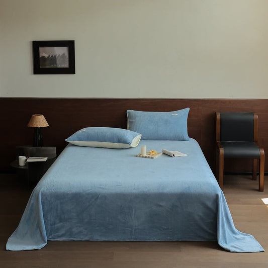 Couette Ownkoti unie, chaude et moelleuse - Bleu - Couvre-lit avec 2 taies d'oreiller - 245 cm x 270 cm - image 0