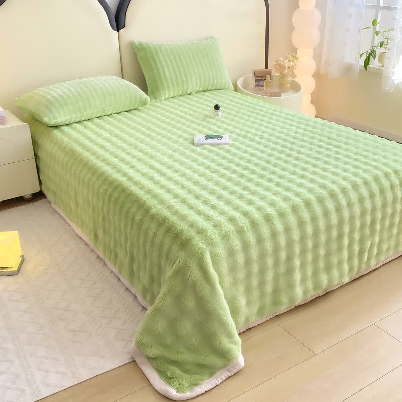 Couvre-lit en fausse fourrure de lapin texturée Ownkoti - Vert - Drap avec 2 taies d'oreiller - 230 cm x 250 cm - image 4