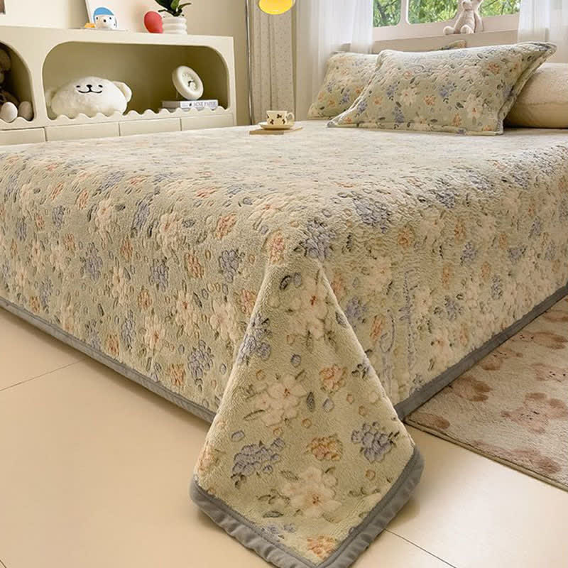 Couverture élégante en peluche Ownkoti à motif floral - image 2