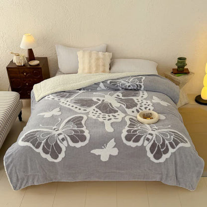 Ownkoti – Couverture en peluche avec motif papillon en relief dans un style nature - Gris - 200 cm x 230 cm - image 13