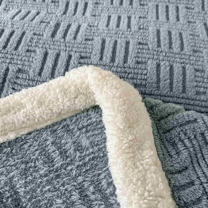Couverture en peluche jacquard à carreaux - image 4