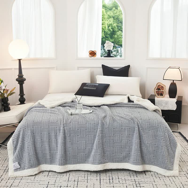 Couverture en peluche jacquard à carreaux - image 0