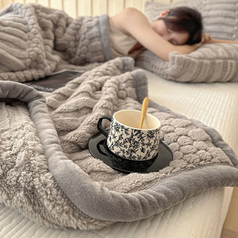 Couverture en peluche Ownkoti à structure géométrique - image 13