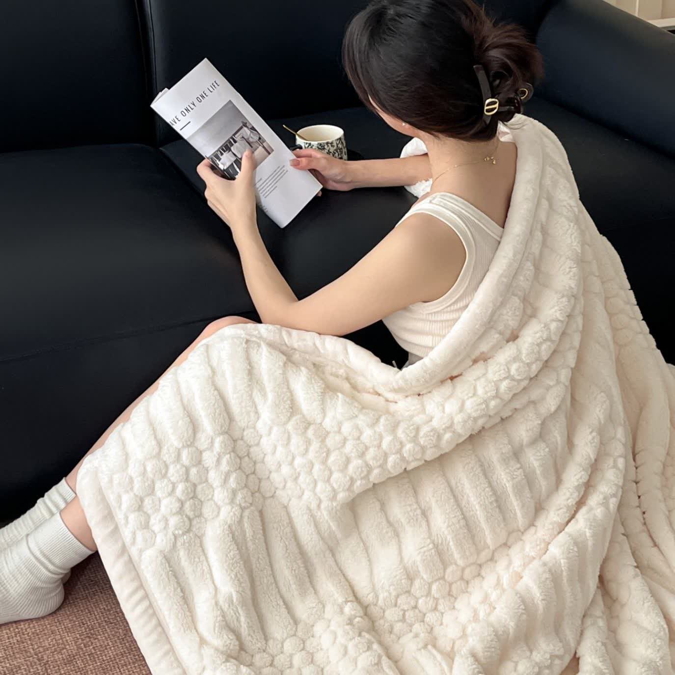 Couverture en peluche Ownkoti à structure géométrique - image 2