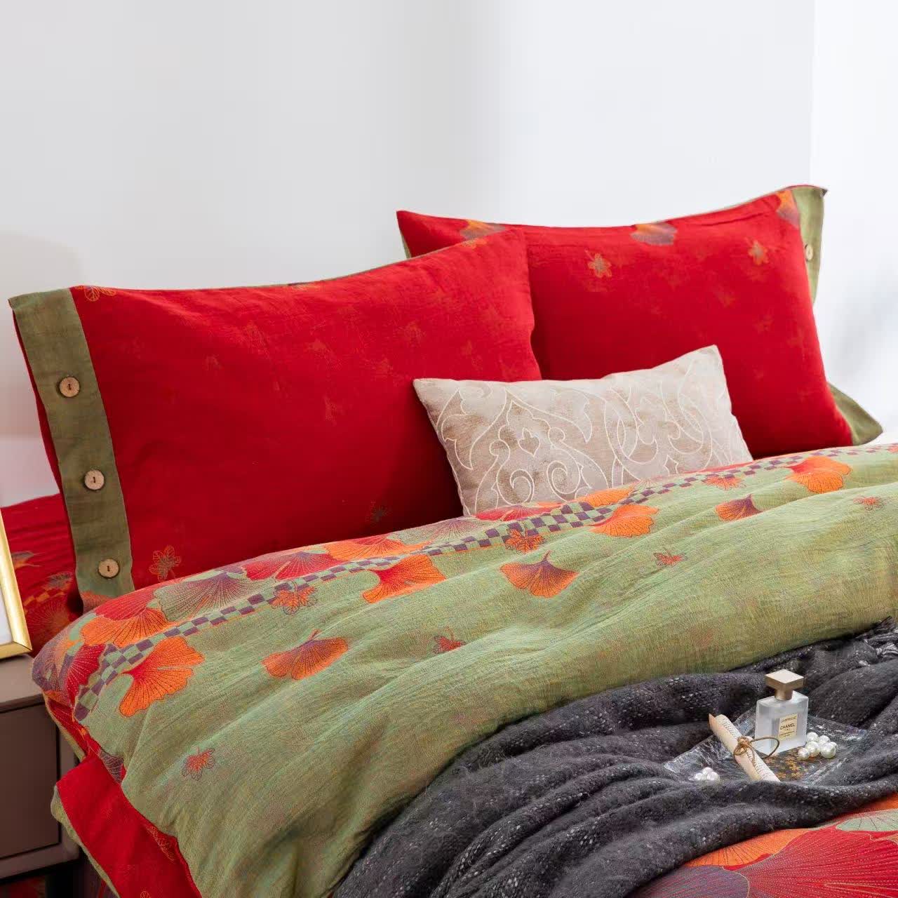 Linge de lit Ownkoti en gaze de pur coton avec un motif de feuille de ginkgo (ensemble de 4 pièces) - image 2