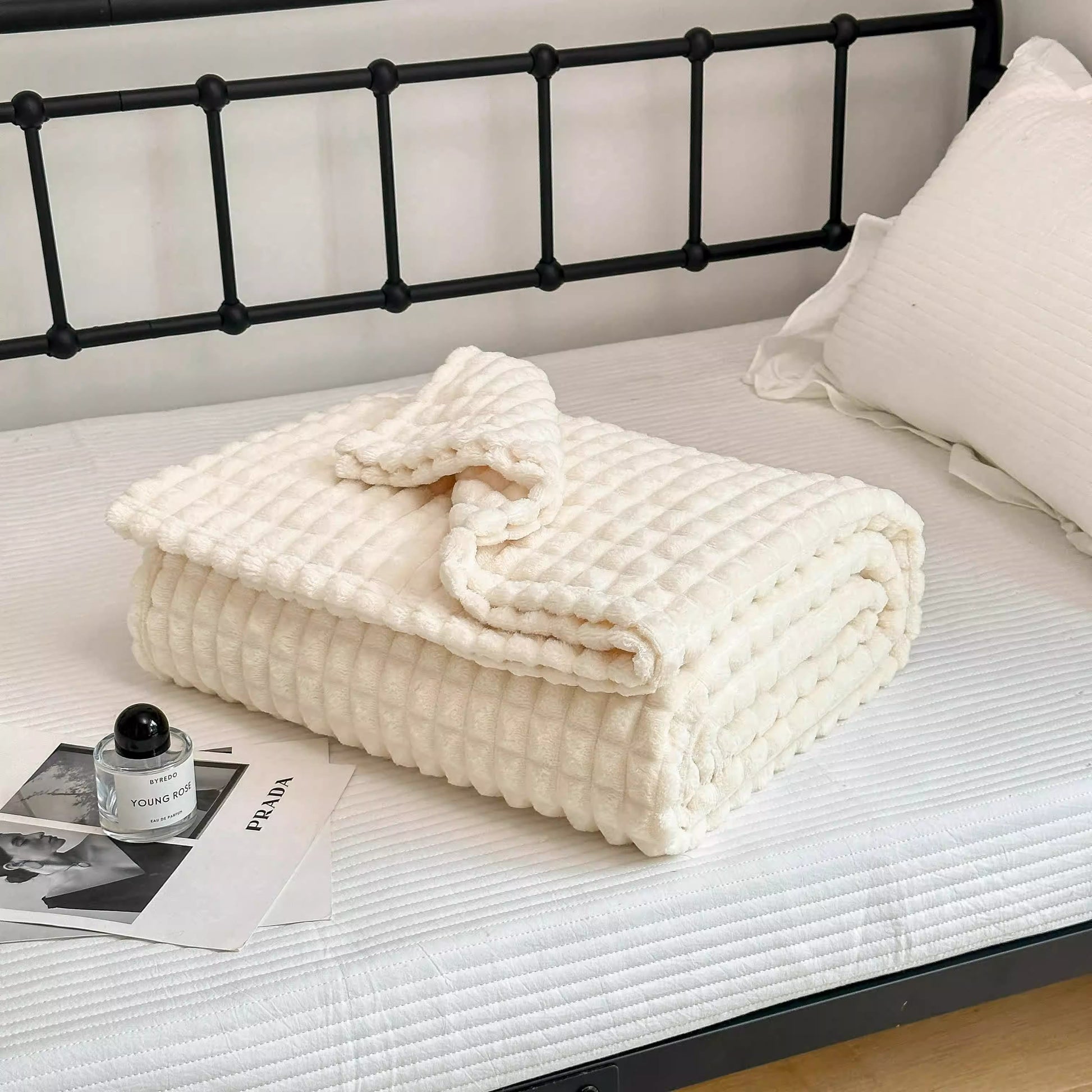 Couverture épaisse, chaude et moelleuse à carreaux - image 16