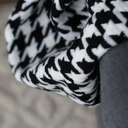 Couverture à pompons Ownkoti Classic à motif pied-de-poule - image 8