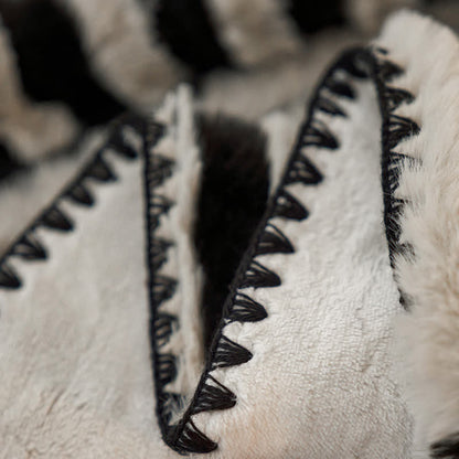 Couverture en polaire jacquard Ownkoti à motif géométrique - image 7