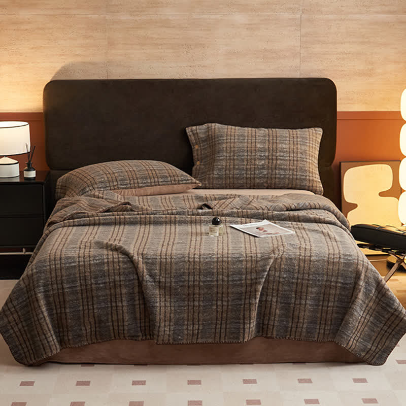 Couverture polaire réversible Ownkoti à motif à carreaux classiques – Utilisation polyvalente - image 16