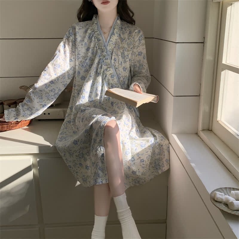 Chemise de nuit bleue Ownkoti à motif floral, manches longues et volants - image 4