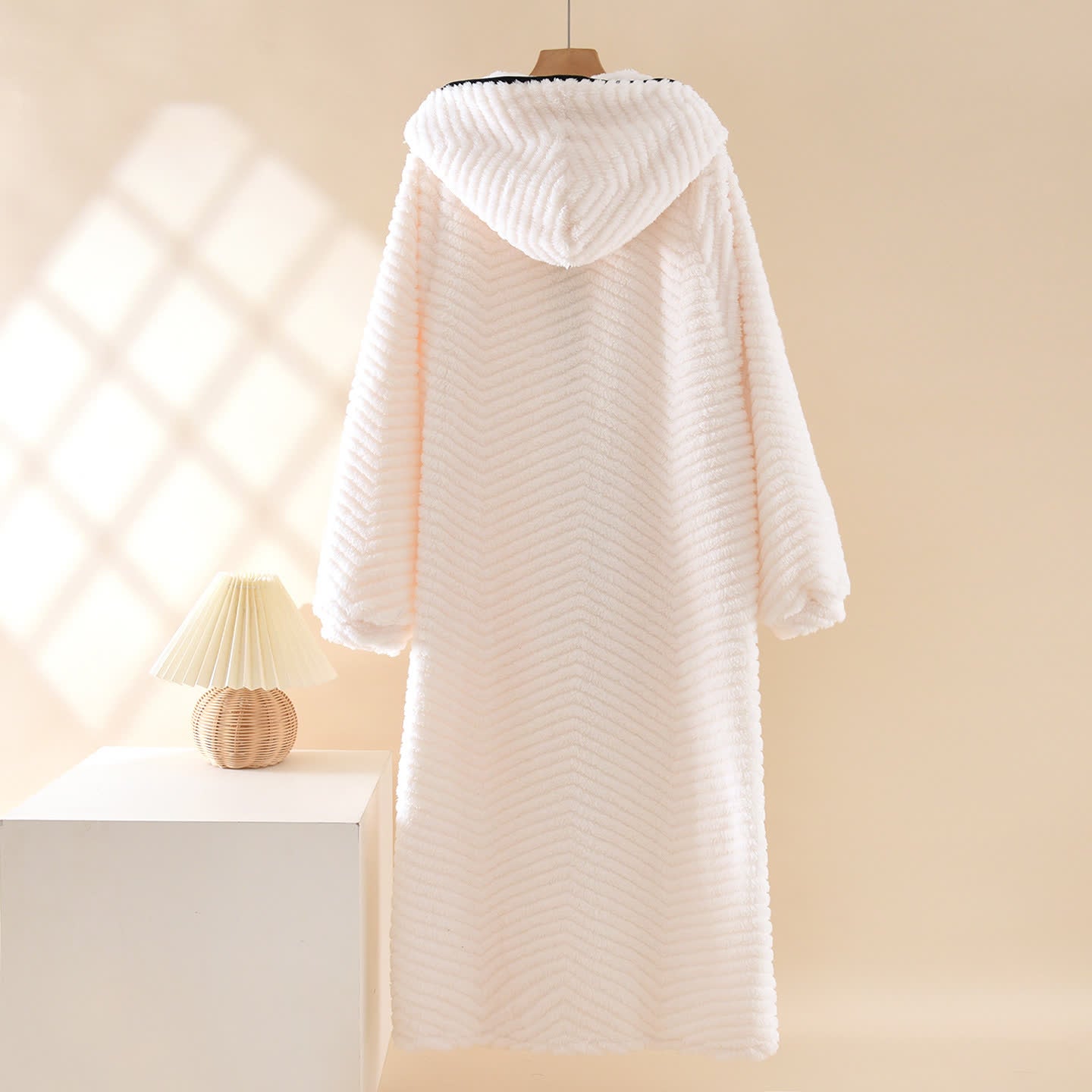 Peignoir à capuche Ownkoti avec boutons, couleur unie - image 3