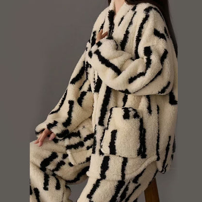 Ensemble de vêtements d'intérieur en polaire Ownkoti à rayures verticales - image 8