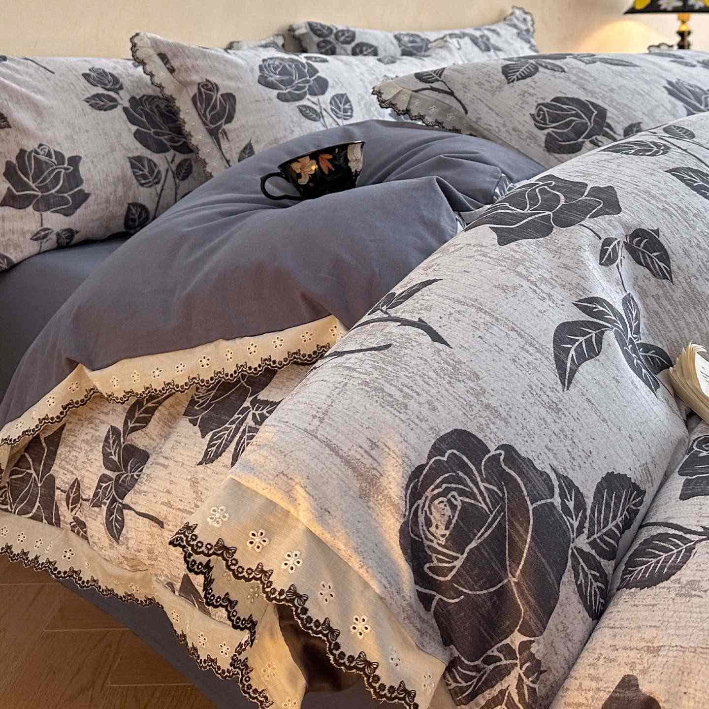 Parure de lit Ownkoti en coton brossé avec dentelle rose - Gris - 220 cm x 240 cm - image 1