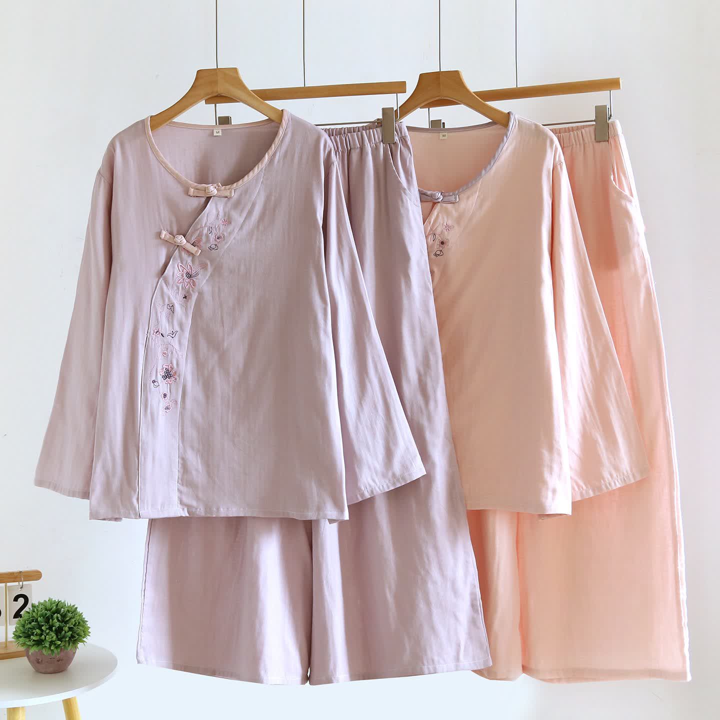 Ensemble de vêtements d'intérieur Ownkoti de style oriental avec broderies florales - image 1