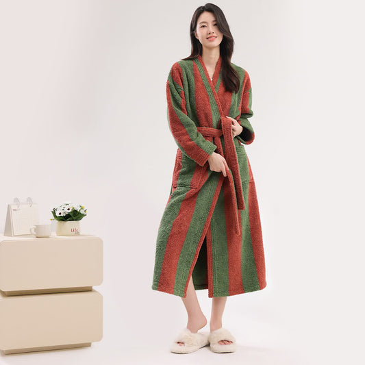 Peignoir moelleux à rayures verticales saisissantes - Rouge - peignoir de bain - 2XL - image 0