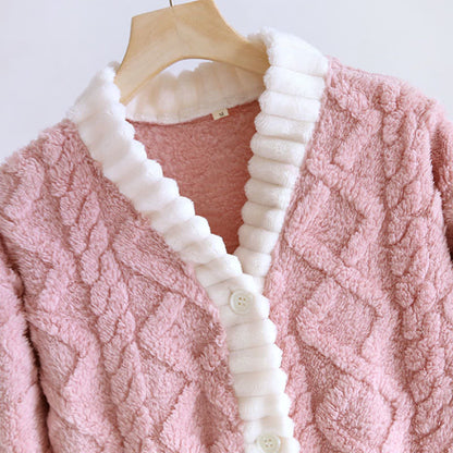 Chemise de nuit avec patte de boutonnage en peluche en forme de losange - image 6