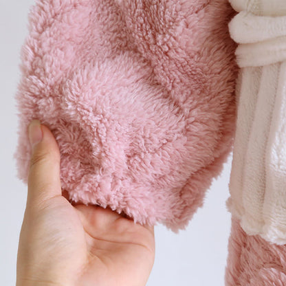 Chemise de nuit avec patte de boutonnage en peluche en forme de losange - image 9