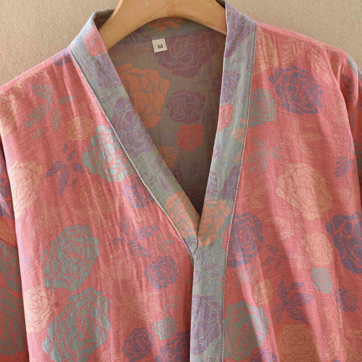 Peignoir romantique de style kimono en gaze de coton à motif de roses - image 9