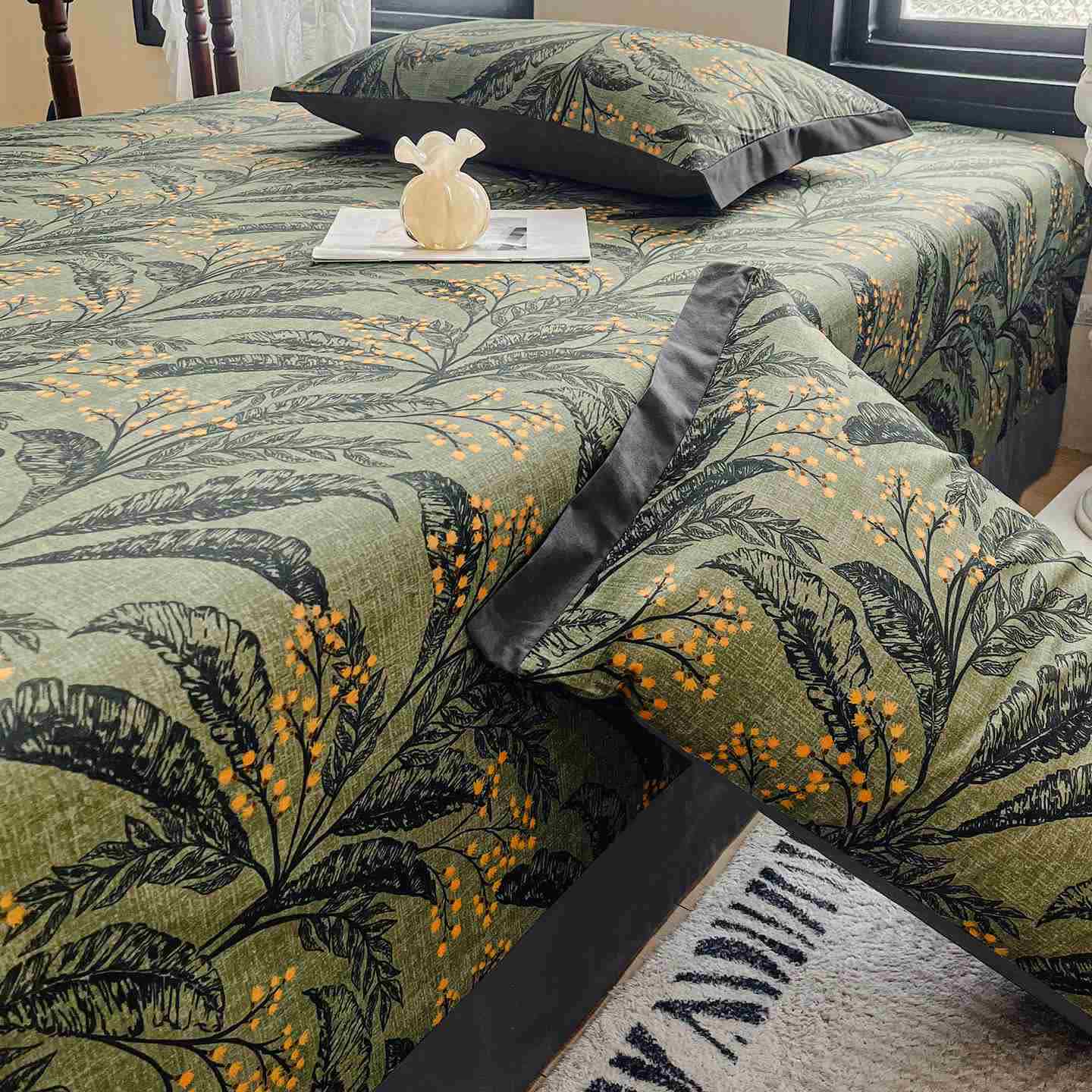 Couvre-lit en coton brossé à motif botanique de baies - image 3