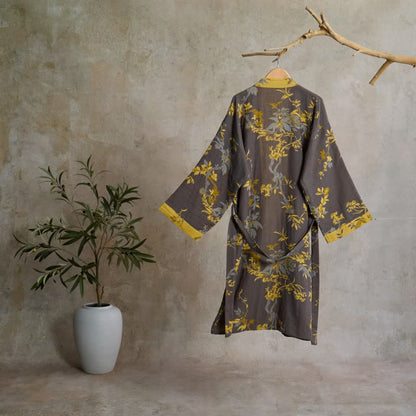 Peignoir kimono vintage en coton à motifs floraux et de feuilles - image 1
