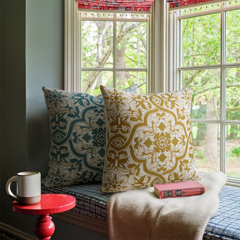 Taie d'oreiller jacquard à motif médaillon ton sur ton - image 1