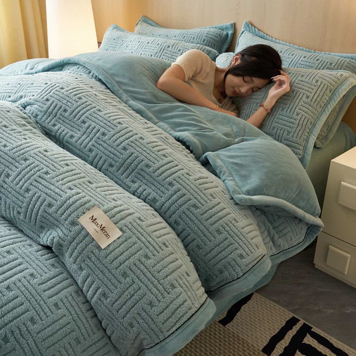 Ensemble de literie en tissu peluche rayé et noué - Bleu - Ensemble de literie (4 pièces) - 220 cm x 240 cm - image 9