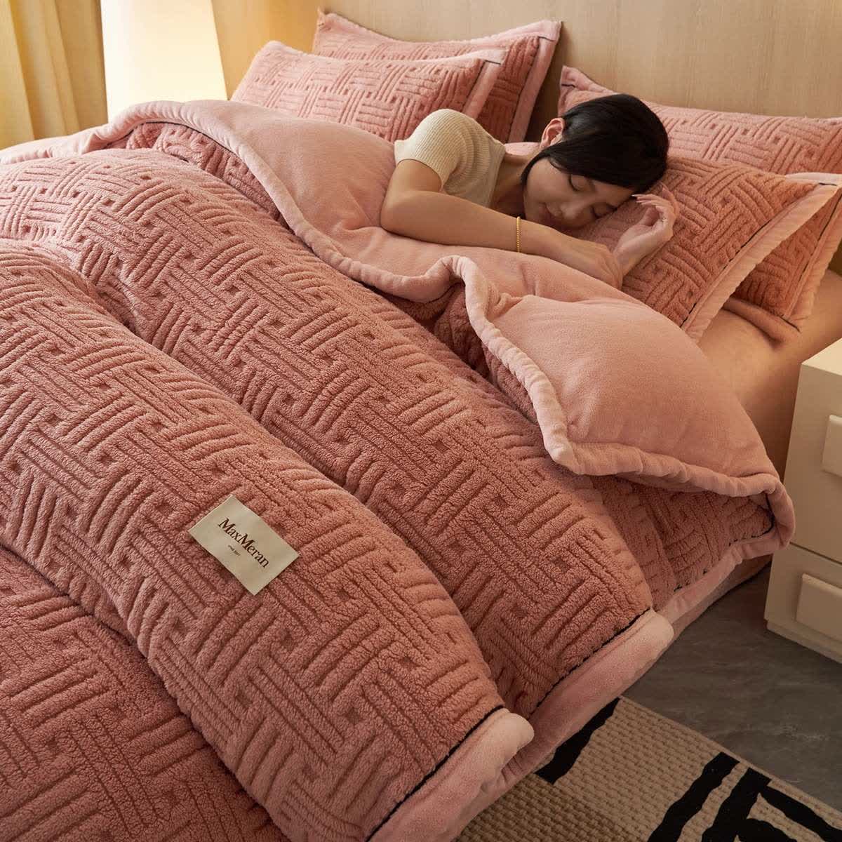 Ensemble de literie en tissu peluche rayé et noué - Rose - Ensemble de literie (4 pièces) - 220 cm x 240 cm - image 6