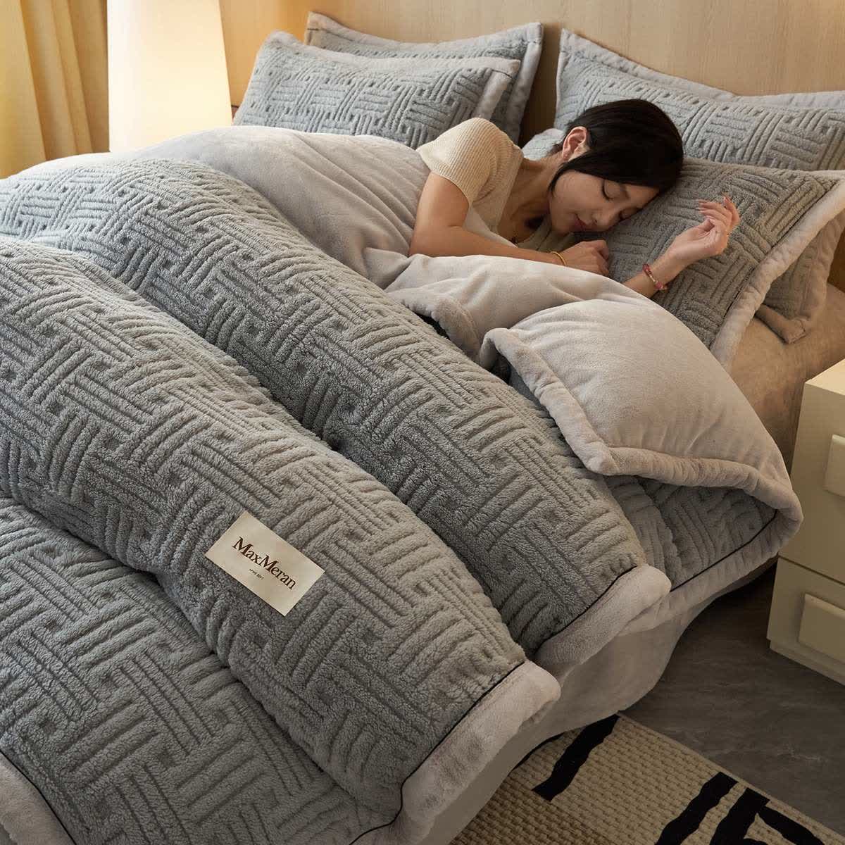Ensemble de literie en tissu peluche rayé et noué - Gris - Ensemble de literie (4 pièces) - 220 cm x 240 cm - image 10