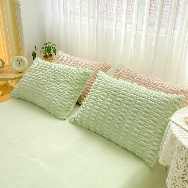 Ensemble de literie en peluche texturée de couleur unie - image 19