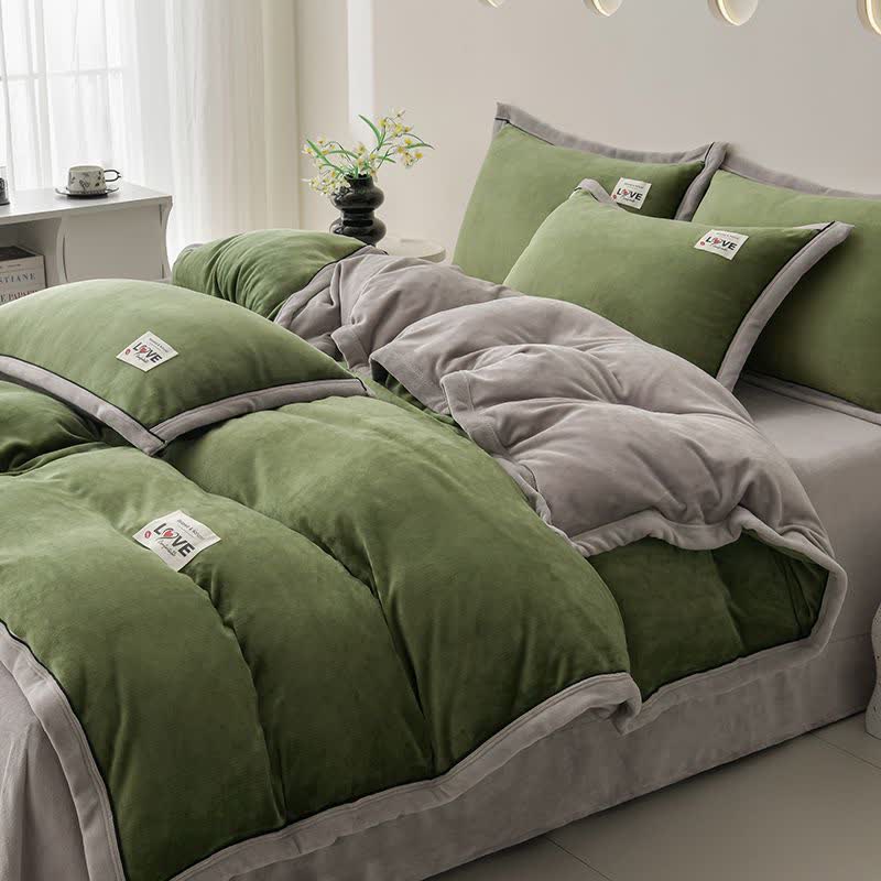 Ensemble de literie réversible et chaud en peluche (4 pièces) - Vert + Gris clair - 220 cm x 240 cm - image 7