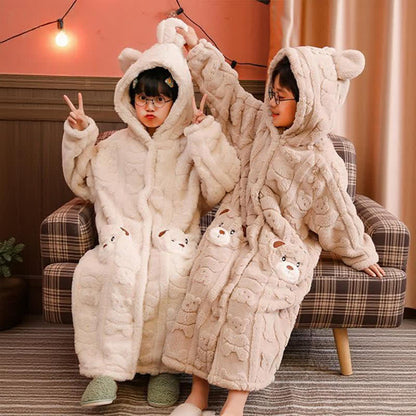 Peignoir enfant à capuche en peluche avec oreilles d'ours et boutons - image 0