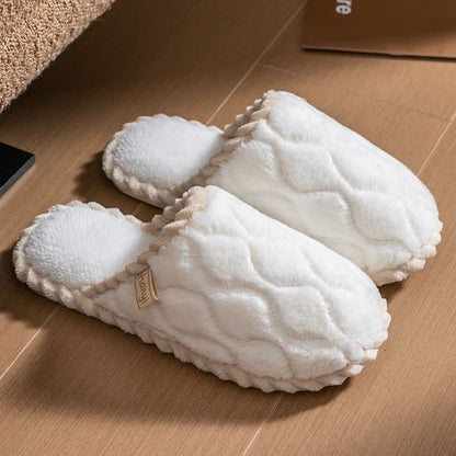 Pantoufles fermées et chaudes en peluche à la texture ondulée - Blanc - L - image 7
