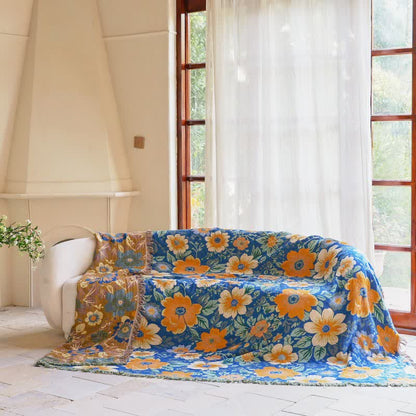 Couverture en gaze de coton avec pompons et un léger motif de marguerites - image 2