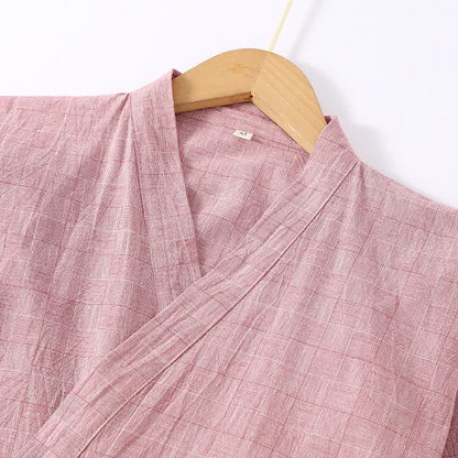 Kimono d'intérieur en gaze de coton à carreaux discrets - image 1
